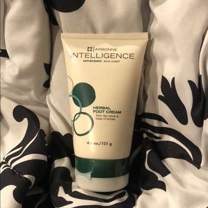 Arbonne Intelligence Herbal Foot Cream 4.3 oz
